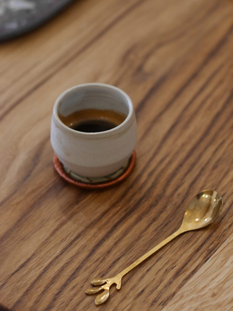 petite tasse expresso beige